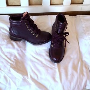 Kenneth Cole gentle souls burgundy boots